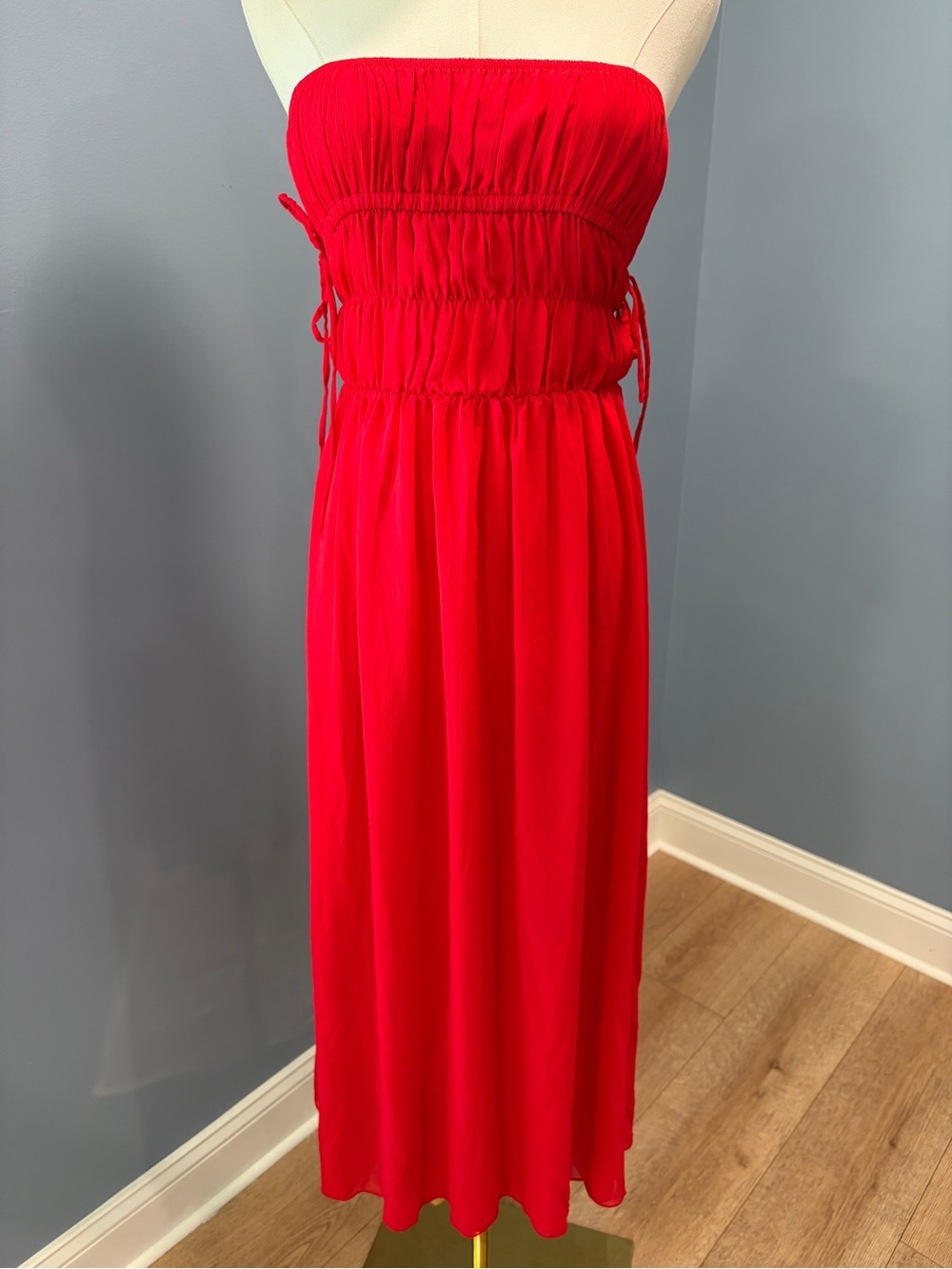 Outcast Red Strapless Maxi Dress XS Smocked Ruched Tie Waist